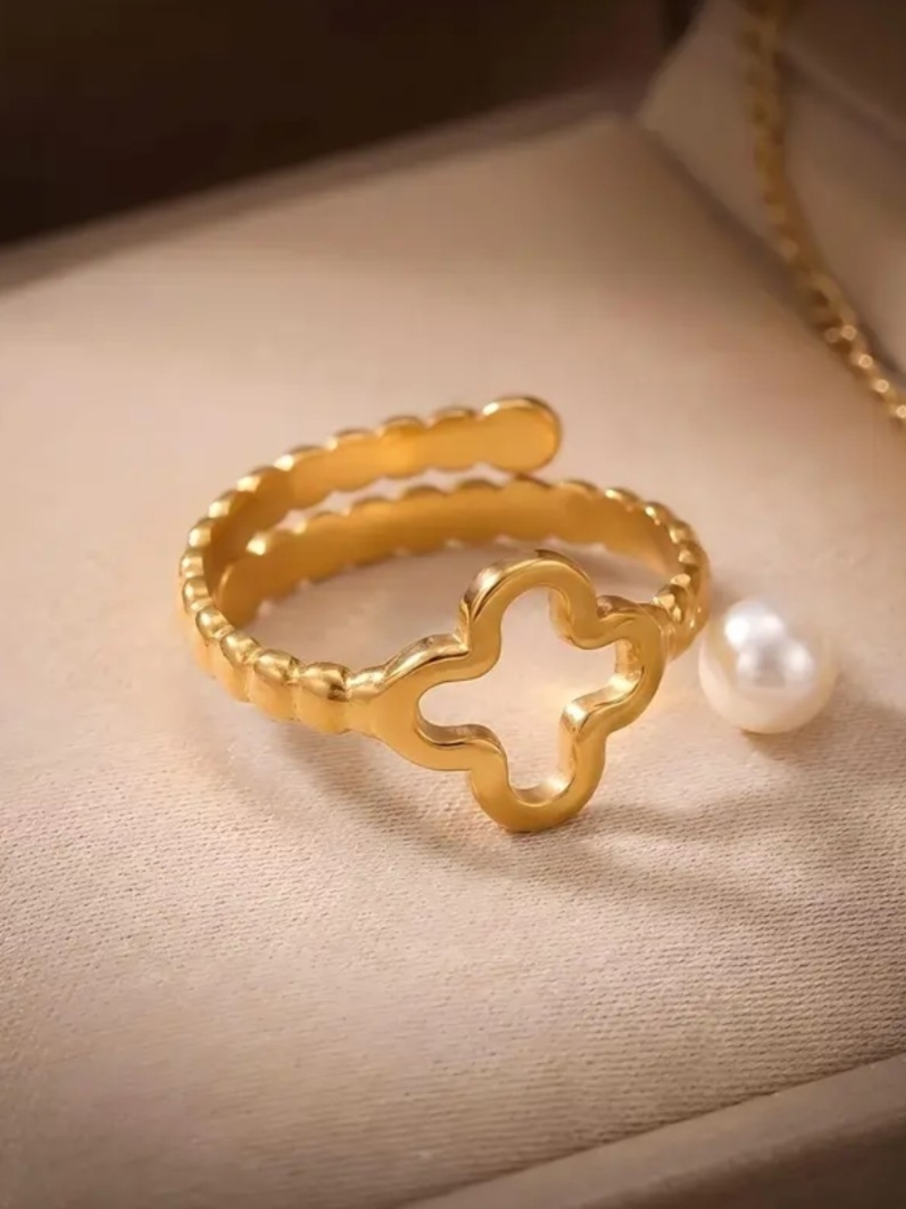 Gold Rhodium Clover Openwork Ring